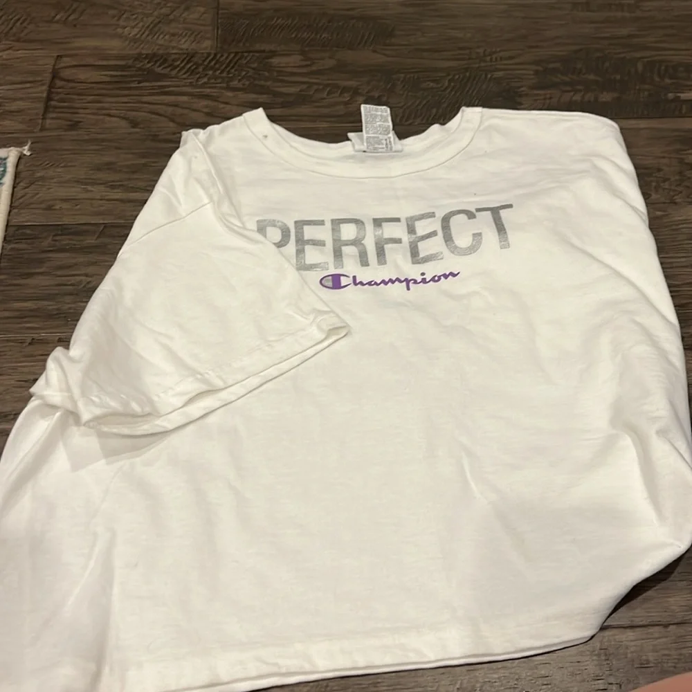 Champion Tee shirt cropped NWT Heritage XL - Picture 1 of 3